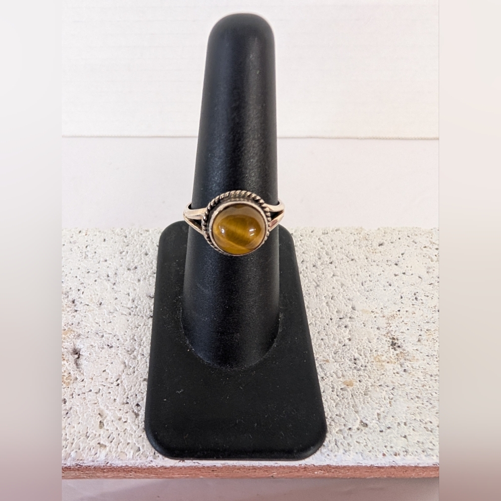 Ring Tiger's Eye Sterling Silver  Size 7